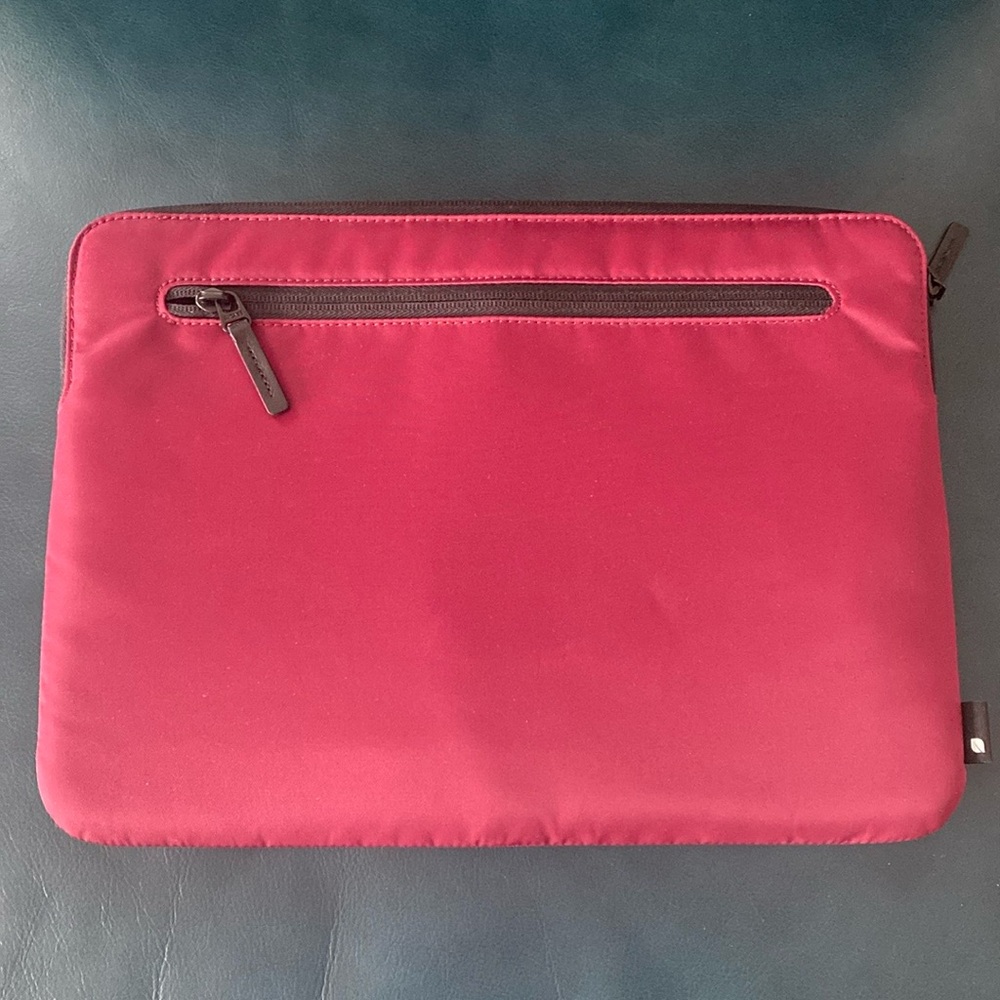Incase Computer Sleeve